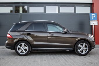 Mercedes-Benz ML 350 BlueTEC 4Matic (2015). - 4