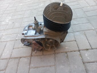 Jawa cz 125 453 motor - 4