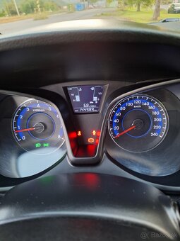 Hyundai ix20, 1.4 benzín, 145000km, XI.2014, garážované - 4