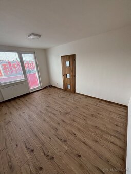 Prenájom 1 izbového bytu - 4