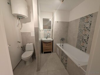 Na predaj kompletne prerobený 2-izbový tehlový byt v Komárne - 4