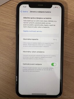 iPhone 11 64GB - 4