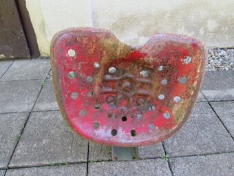 sedačka, sedadlo - 4