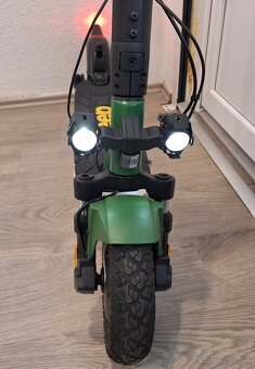 Elektrická kolobežka JEEP 2xe Adventurer - 4