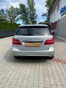Mercedes-Benz B 180CDI - 4