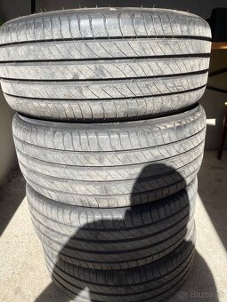 Pneu Michelin 225/45 R17 - 4