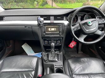 Škoda Superb 2 Rozpredam na náhradné diely 2.0tdi 103kW dsg - 4