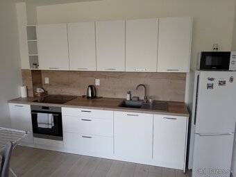 Prenájom 2-izbového bytu v novostavbe - Štvrť Kasárne, BR - 4