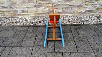 Starodávny dreveny koník - 4