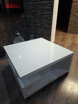 Konferenčný stolík - 4