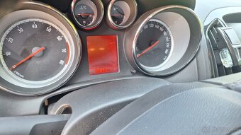 Opel astra J notchback 120 000 km - 4
