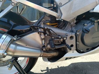 Predám Honda CBR 929 RR Fireblade - 4
