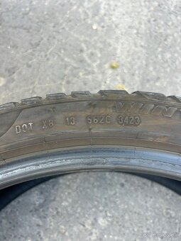 255/35R21 Pirelli M+S - 4