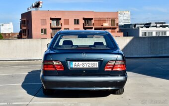 Mercedes-Benz E-Class W210 200 CDI - 4
