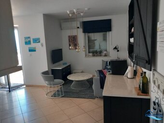 Brač – zariadený apartmán s výhľadom - 4