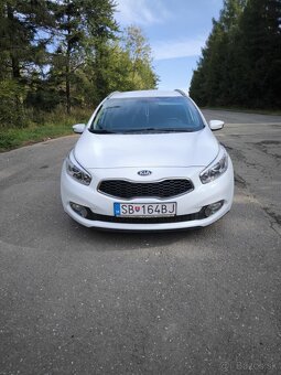 Kia ceed sw - 4