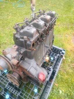 motor MWM   6.  208 - 4