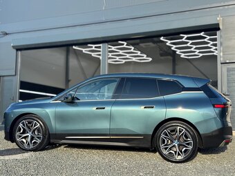 BMW iX xDrive40 2022 - 4