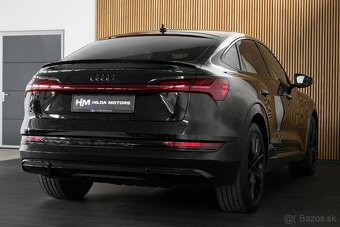 Audi e-tron 55 300kW S-Line Sportback Matrix Black Edition - 4
