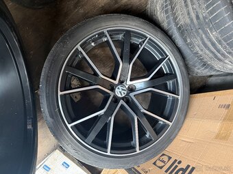 R22 original AudiSport / VW Touareg - 4