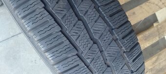 Michelin Agilis 235/65/R16 C - 4