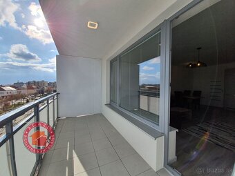 Krásny 2 izbový BYT V SENCI - CENTRUM NA NÁMESTÍ - 4