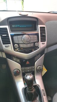 Predám Chevrolet Cruze , 1,6, 91 kW, benzín - 4