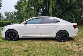 Škoda Superb 2.0 TDI 190k 4x4 Style DSG - 4