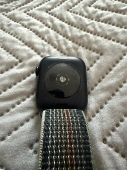 Apple Watch SE 2 44mm - 4