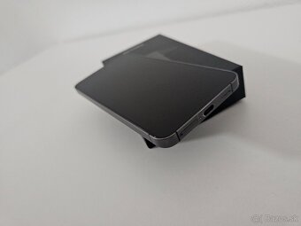 Samsung Galaxy S24 - 4