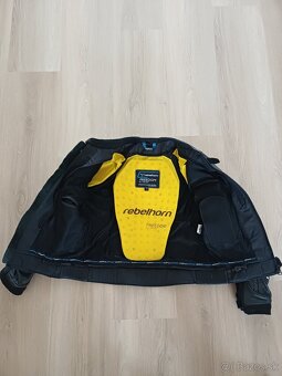 Rebelhorn Piston II - 4