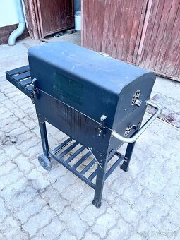 Zahradny gril na brikety - 4