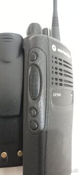 Motorola GP340 UHF - 4