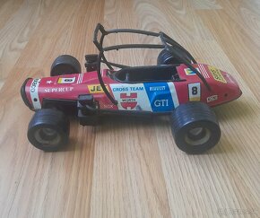 Staré hračky auto - 4