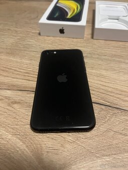 Predam iPhone SE2020 128gb čierny - 4