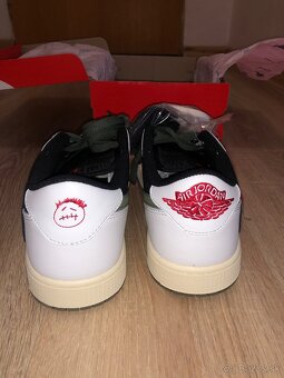 Nike Air Jordan 1 Low Travis Scott Olive - 4