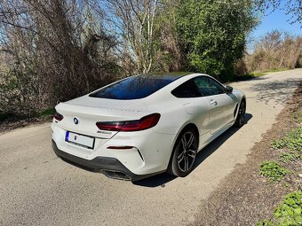 BMW M850i xDrive Coupe (nebúrané, iba 58.000 km) - 4