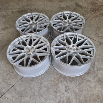 Disky DOTZ 5x112 R19 8,5J ET40 - 4