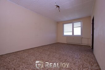 Ponúkame na predaj 3,5 izbový byt s loggiou - 4