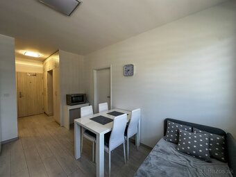 Na predaj - 1,5-izbový byt s parkovacím miestom - Šaca - 4