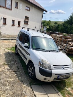 Predám Citroën berlingo - 4