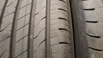 Predám 2ks jazdené letné 225/55r17-101W Good Year - 4