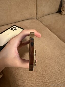 iPhone 13 PRO 256gb zlatý - 4