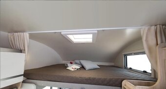 Predám autokaravan Giotline Siena 440 - 4