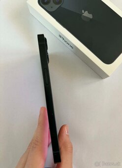 iPhone 13 Midnight 128GB - 4