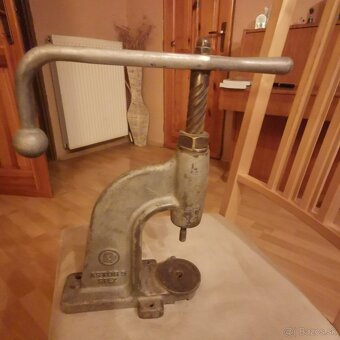 Ručný uzatvárač gombíkov - cvokov - 4