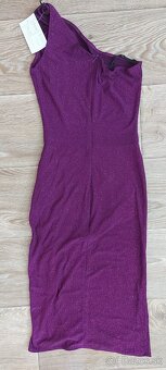 Fialové spoločenské šaty - 4
