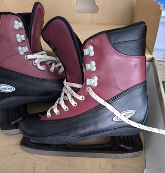 Predám pánske korčule veľkosť - 9 - 4