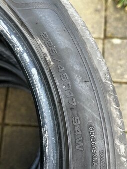 LETNÁ SADA 225/45 R17 GOODYEAR EFFICIENT GRIP PERFORMANCE 2 - 4