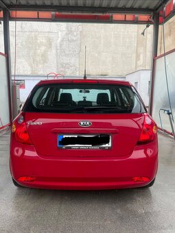 Predám KIA Ceed 1.4 MPI ( 77 kw ), 1. majiteľ - 4